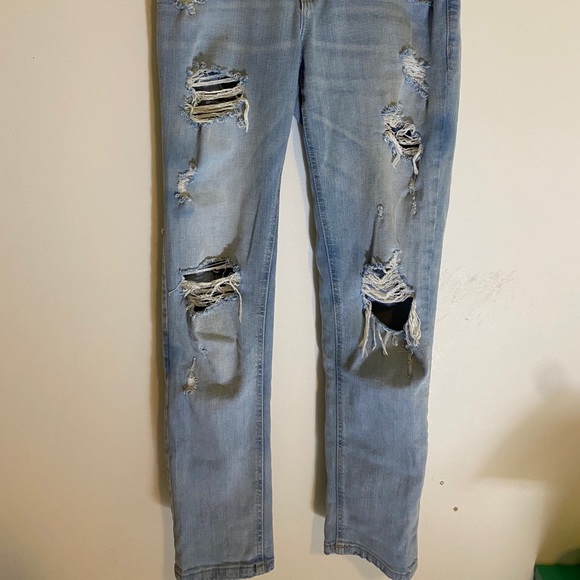 Ripped Boyfriend Jeans - Picture 2 of 3